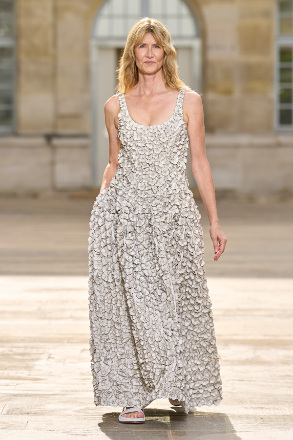 défilé gabriela hearst printemps-été 2026 fashion week de paris