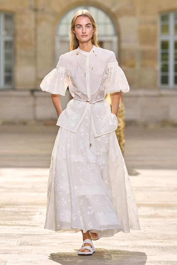 défilé gabriela hearst printemps-été 2026 fashion week de paris