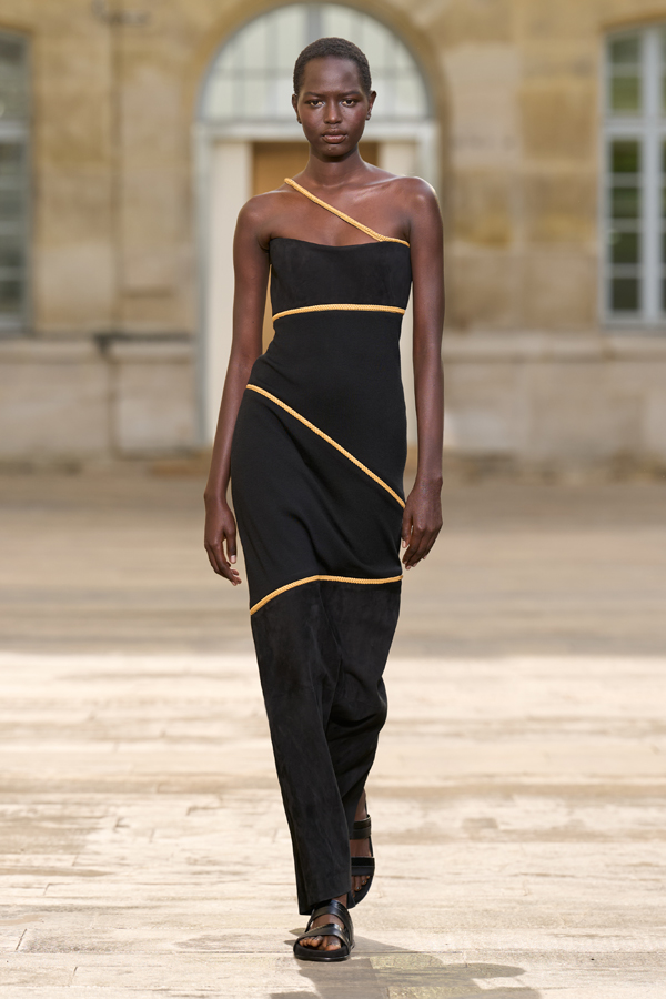 défilé gabriela hearst printemps-été 2026 fashion week de paris