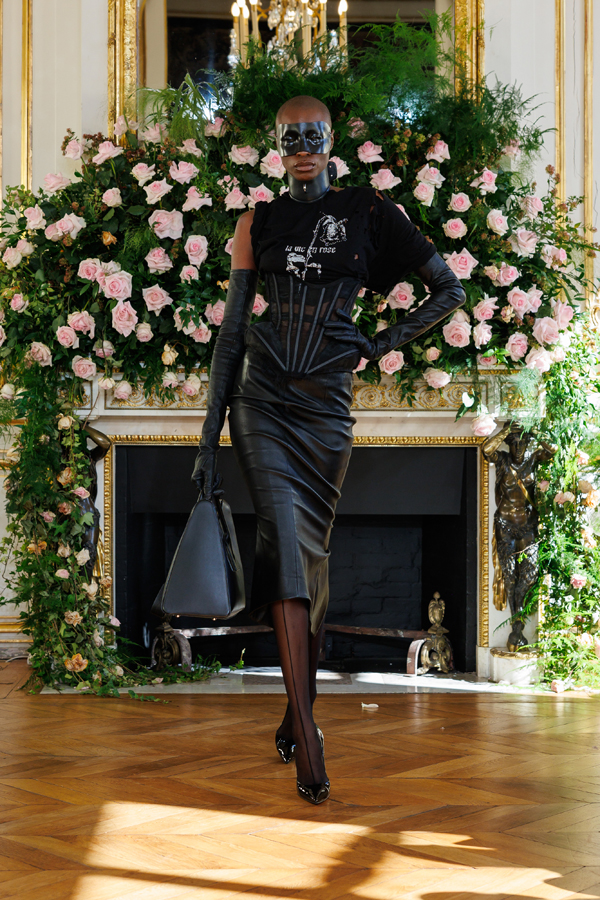 le défilé matières fécales printemps-été 2026 à la fashion week de paris