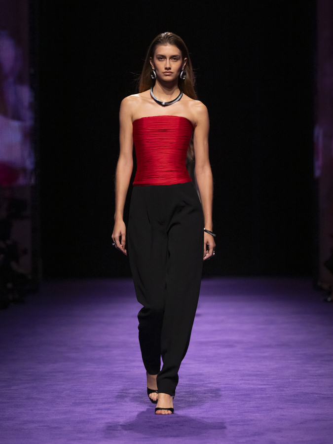 défilé messika anniversaire haute joaillerie 2025