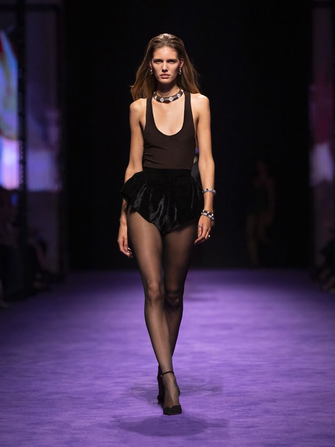 défilé messika anniversaire haute joaillerie 2025