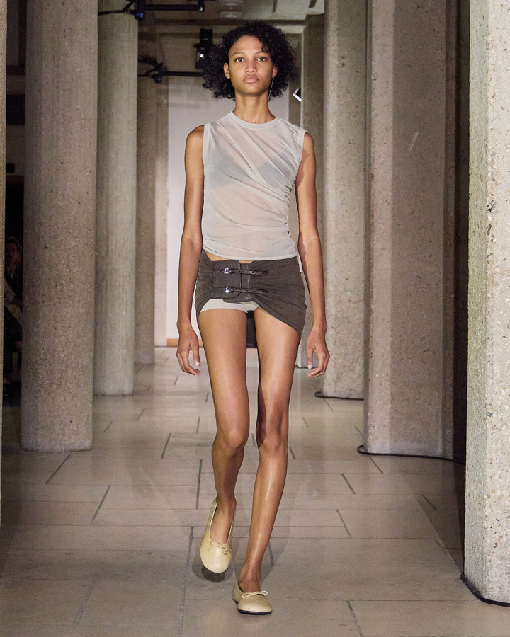 le defile paloma wool printemps-été 2026 à la fashion week de paris