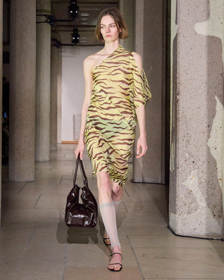 le defile paloma wool printemps-été 2026 à la fashion week de paris