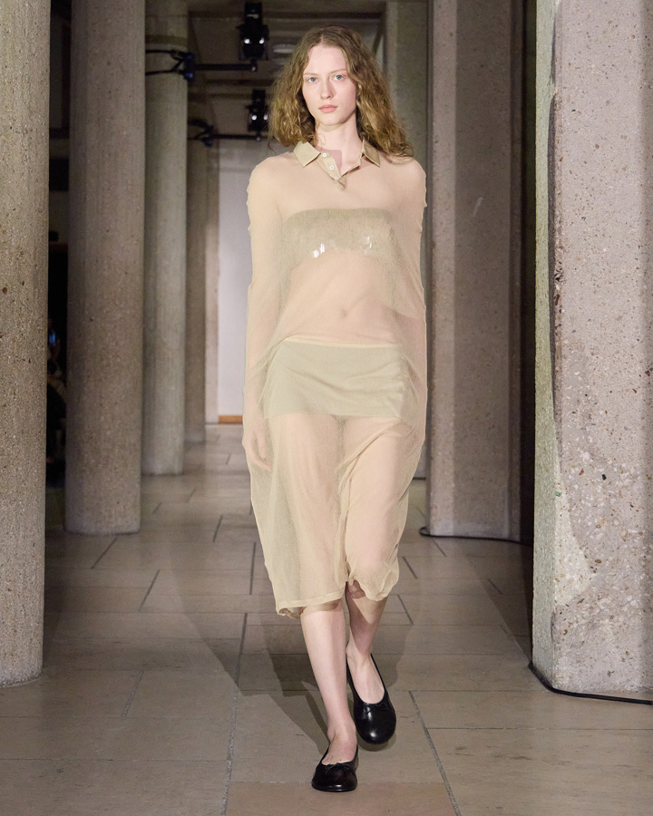 le defile paloma wool printemps-été 2026 à la fashion week de paris