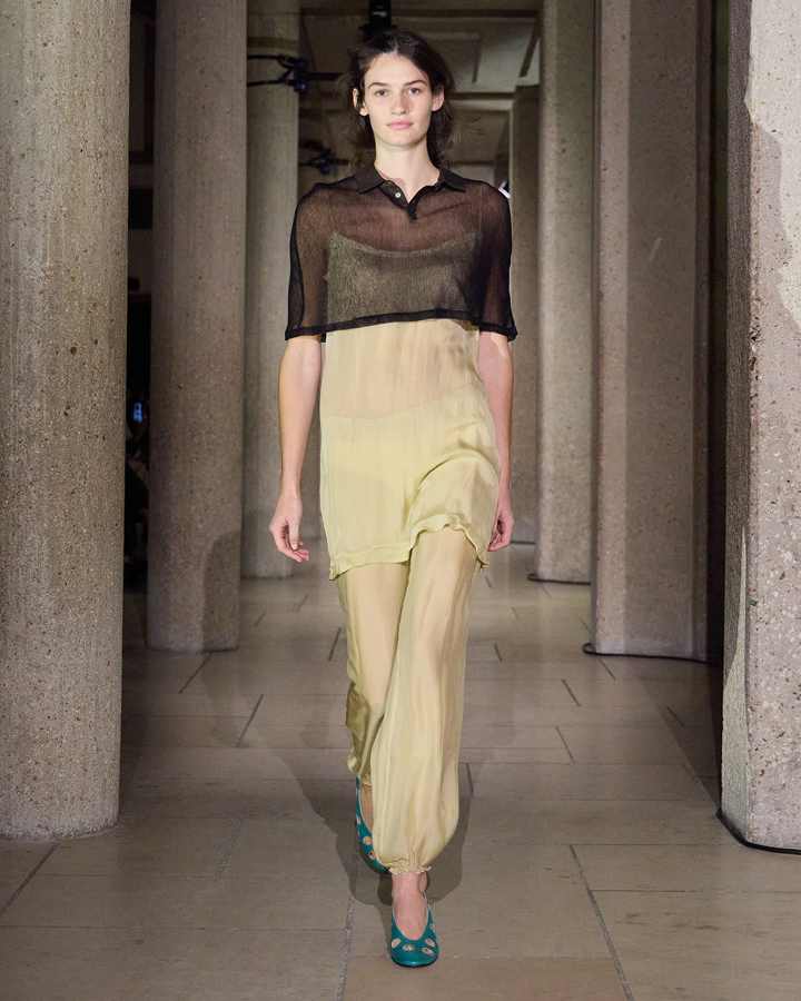 le defile paloma wool printemps-été 2026 à la fashion week de paris