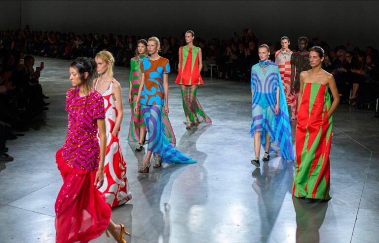 LE défilé Dries Van Noten printemps-été 2026 cover