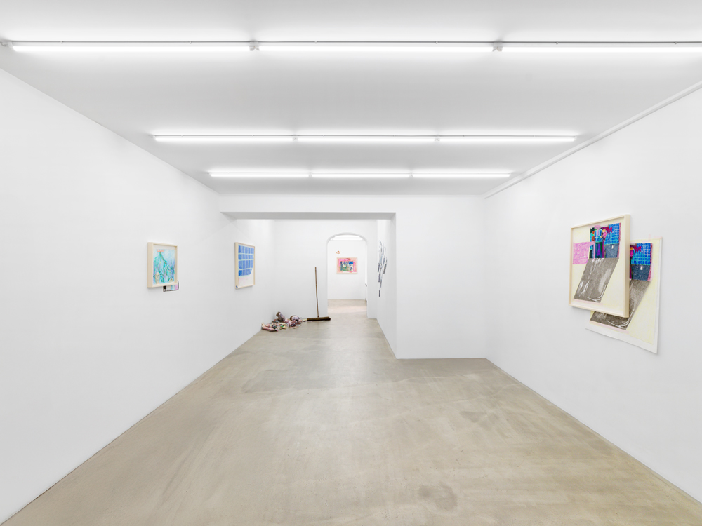 Vue de l'exposition “Agnes Scherer. Stargazing Masks”, jusqu'au 6 décembre 2025 à la galerie Sans titre, Paris 3e.