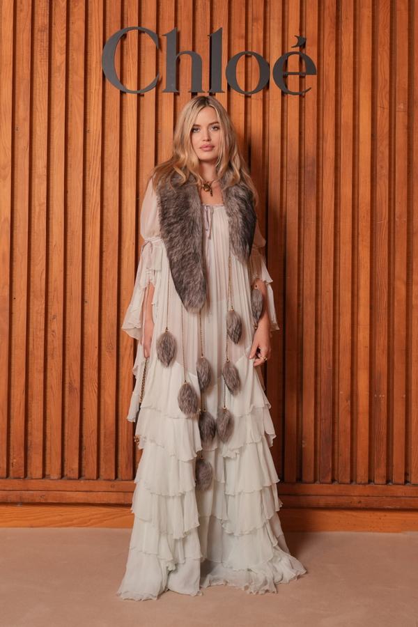 georgia may jagger au défilé chloé printemps-été 2026 à la fashion week de Paris