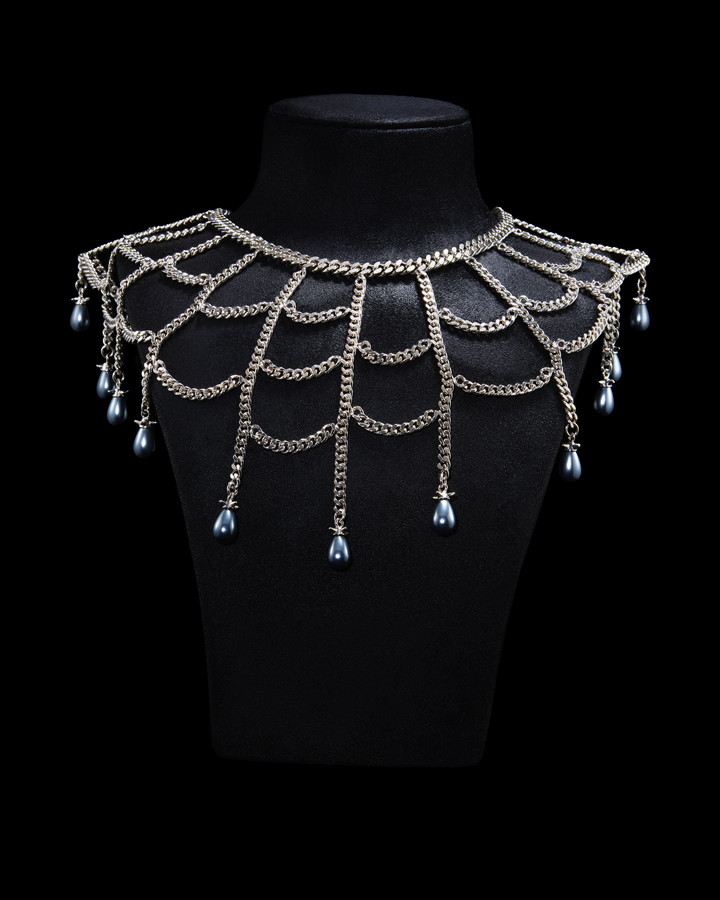 collier the spider en argent et perles noires maria nilsdotter x wednesday
