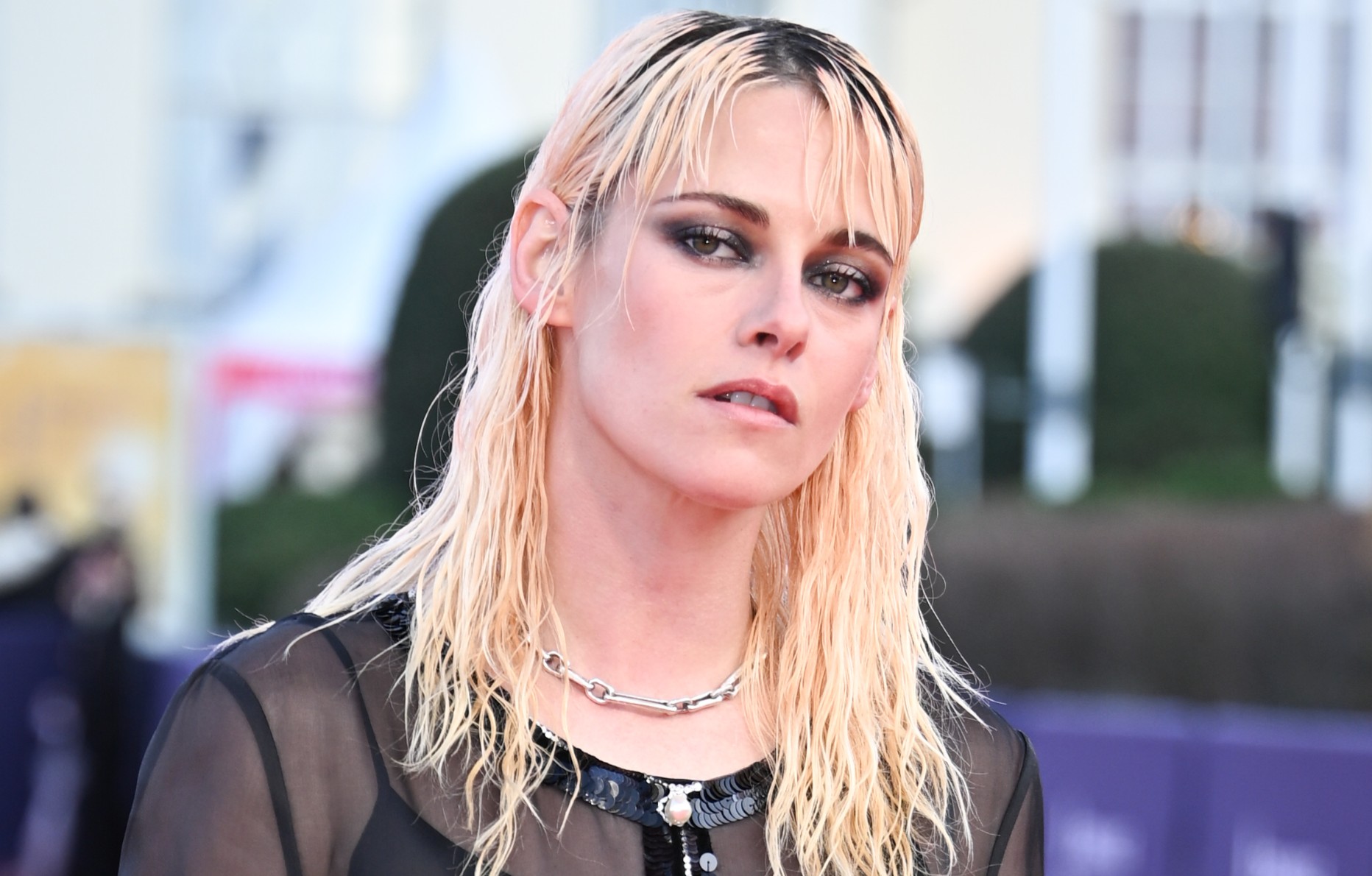 L'actrice Kristen Stewart en Chanel au Festival de Deauville en septembre 2025 © Chanel.