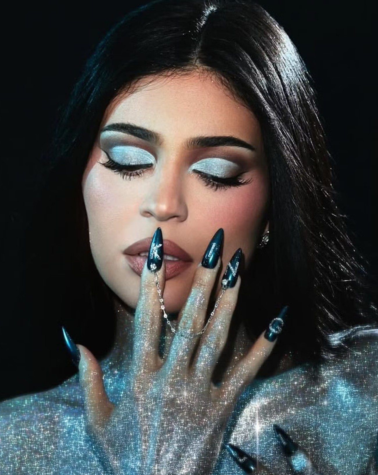 Kylie Jenner pour sa collection de maquillage King Kylie.