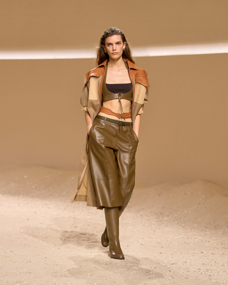 Le défilé Hermès printemps-été 2026 à la Fashion Week de Paris