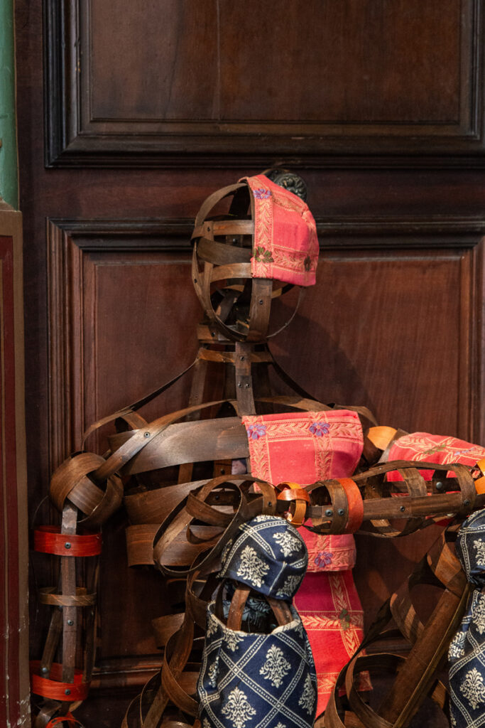 Cent Sommeils, Liselor Perez, Beaux-Arts de Paris, courtesy Rubis Mécénat, église Saint-Eustache, 2025. Photo / InstanT Productions.