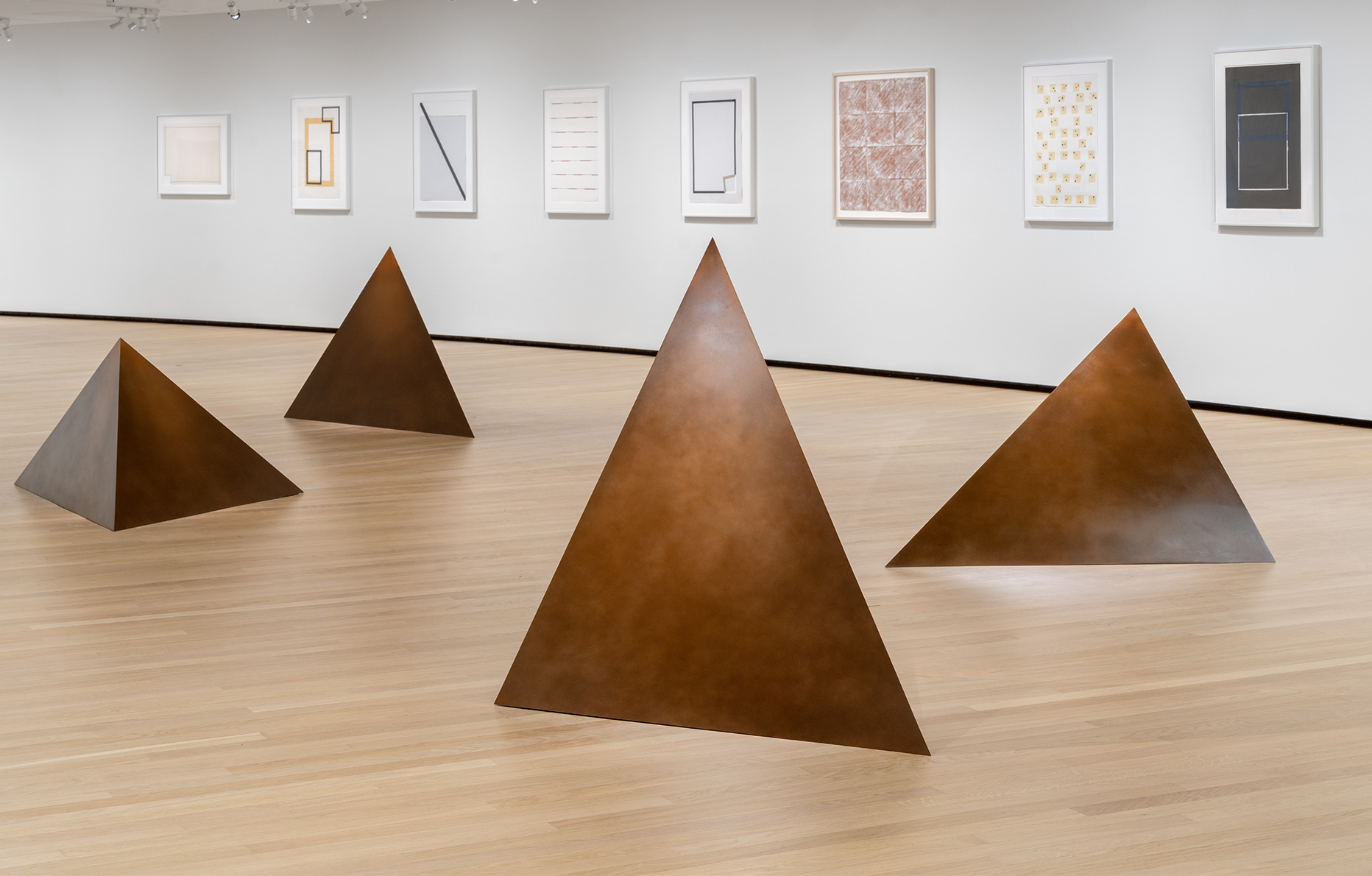 Minimal à la Bourse de commerce, exposition, Paris