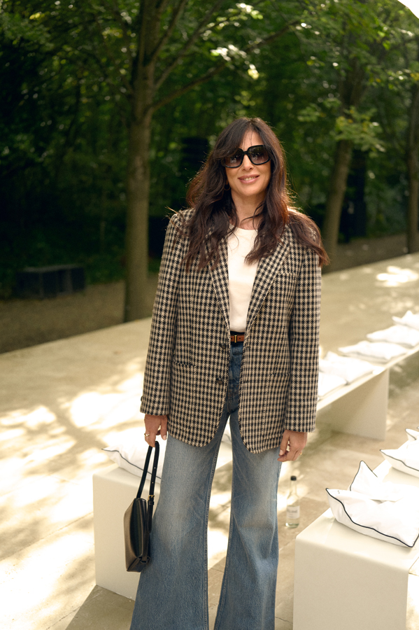 nadine labaki au défilé celine printemps-été 2026 à la fashion week de paris