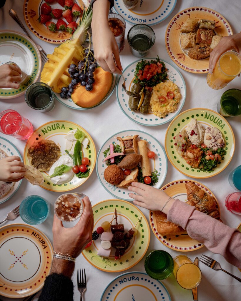 Le brunch du restaurant Noura à Paris.