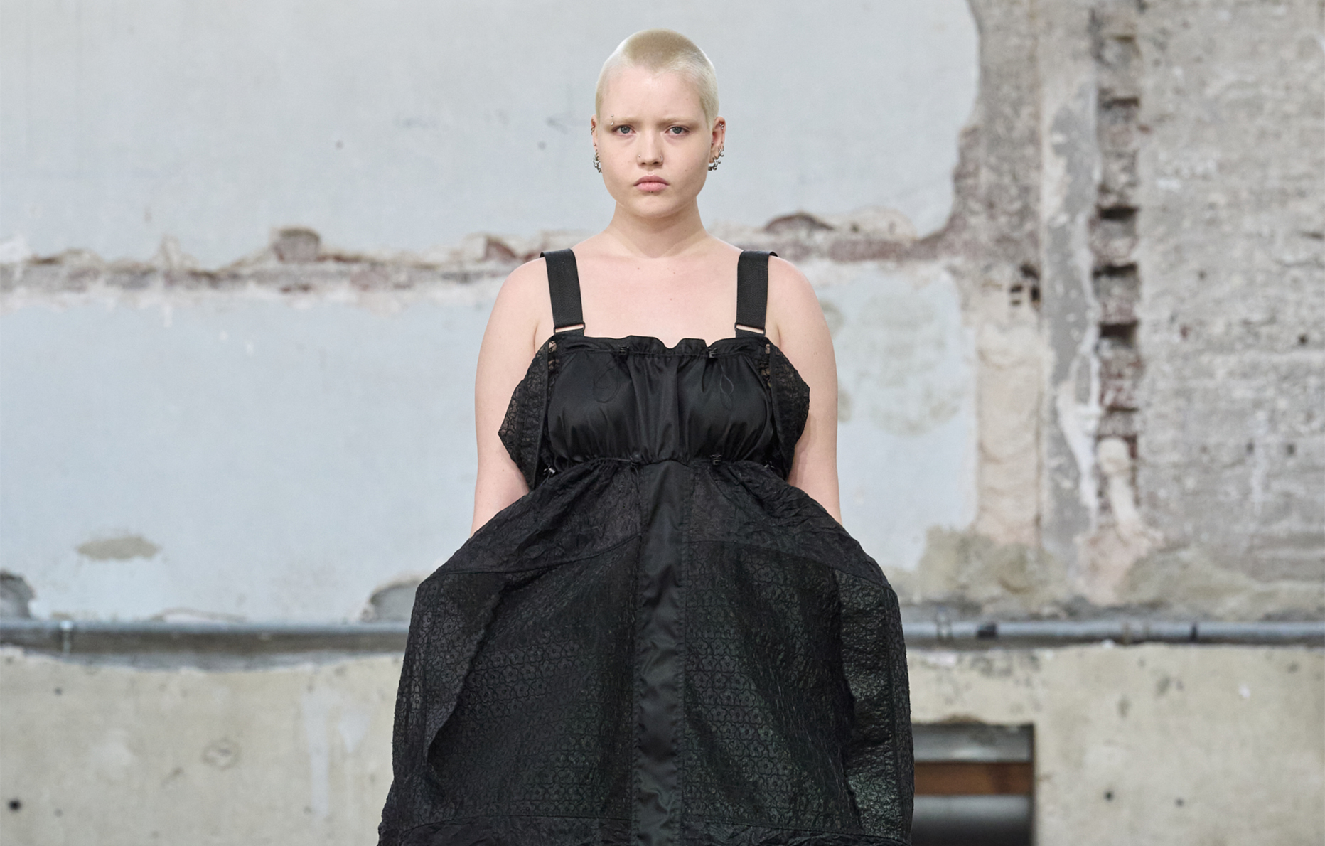 défilé cecilie bahnsen printemps-été 2026 à la fashion week de paris