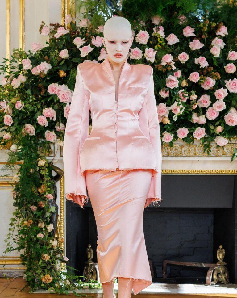 defile matieres fecales printemps-été 2026