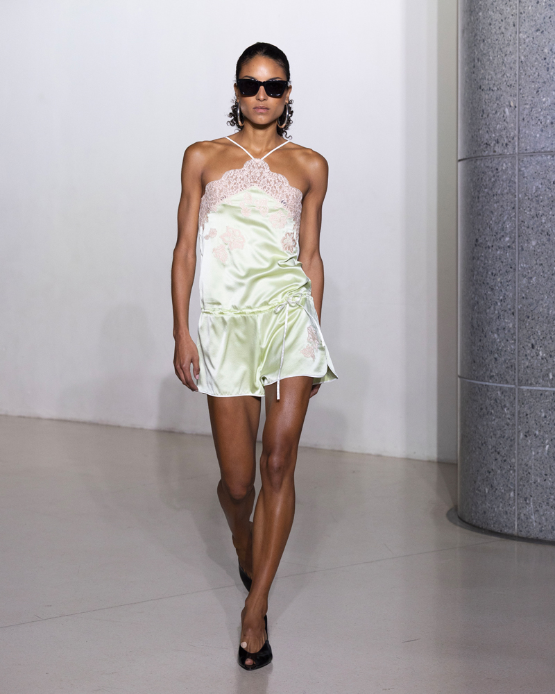 Jumper Chantelle X au défilé Vaillant printemps-été 2026 à la Fashion Week de Paris