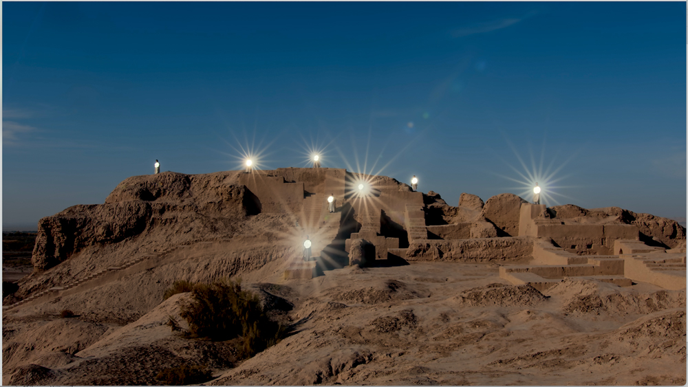 Capture du film Melted into the Sun de l'artiste Saodat Ismailova (2024)