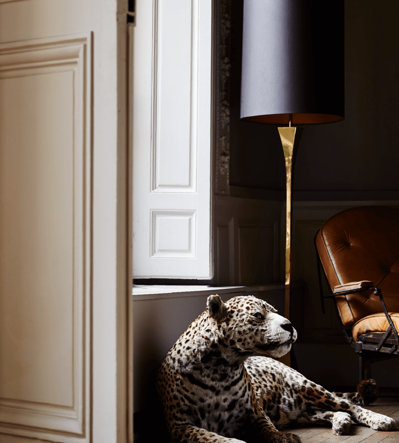 Son salon de coiffure rue Notre Dame des Victoire 