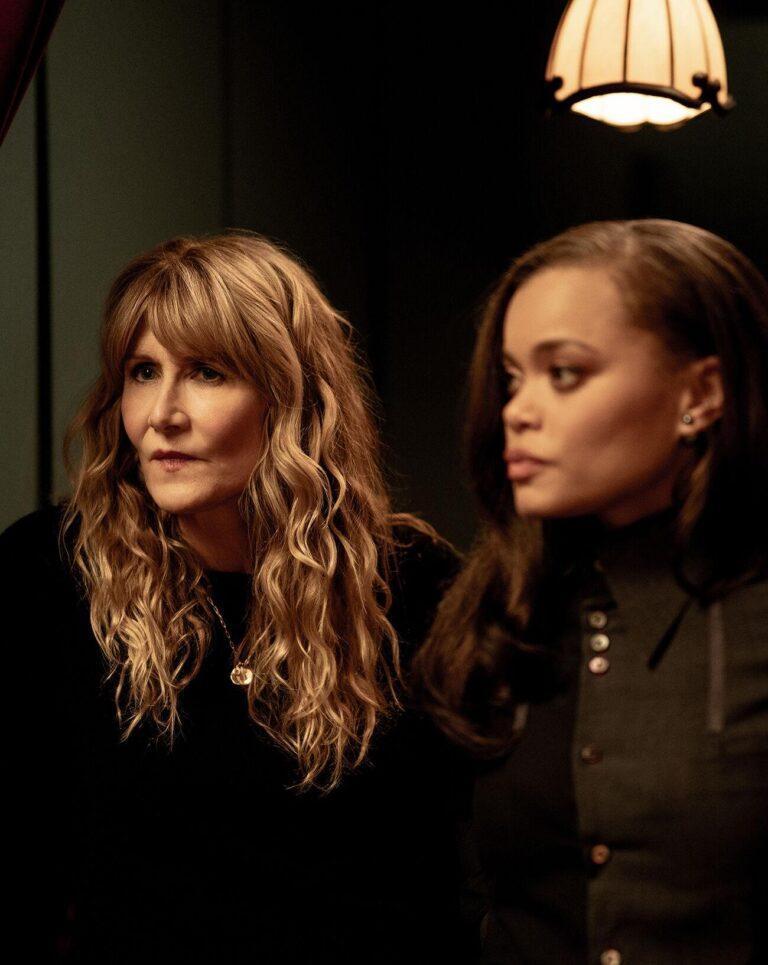 Laura Dern et Andra Day dans Is This Thing On? (2026) © Searchlight Pictures.