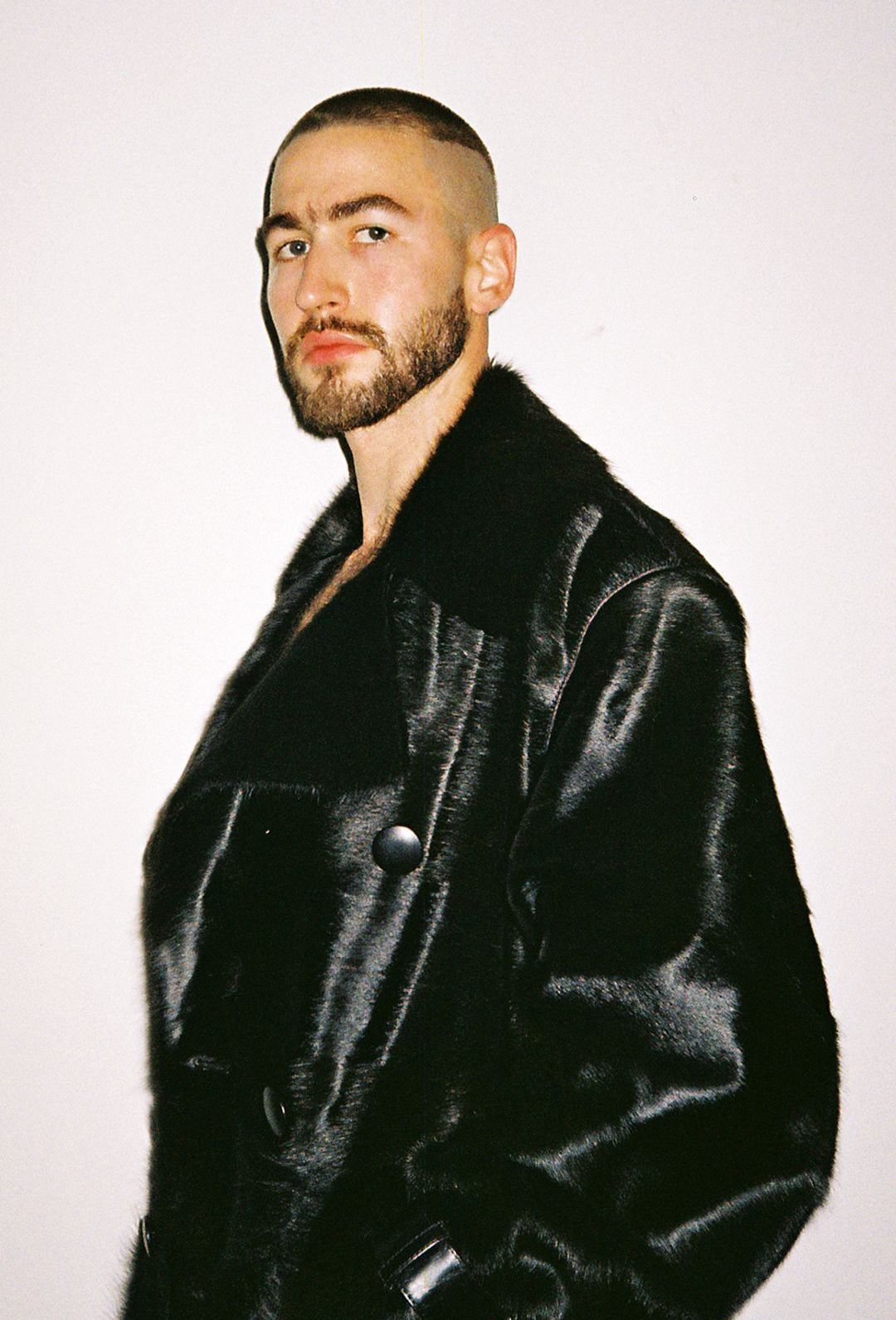 Bryan Courtois photographié par Louis Gabriel Nouchi.