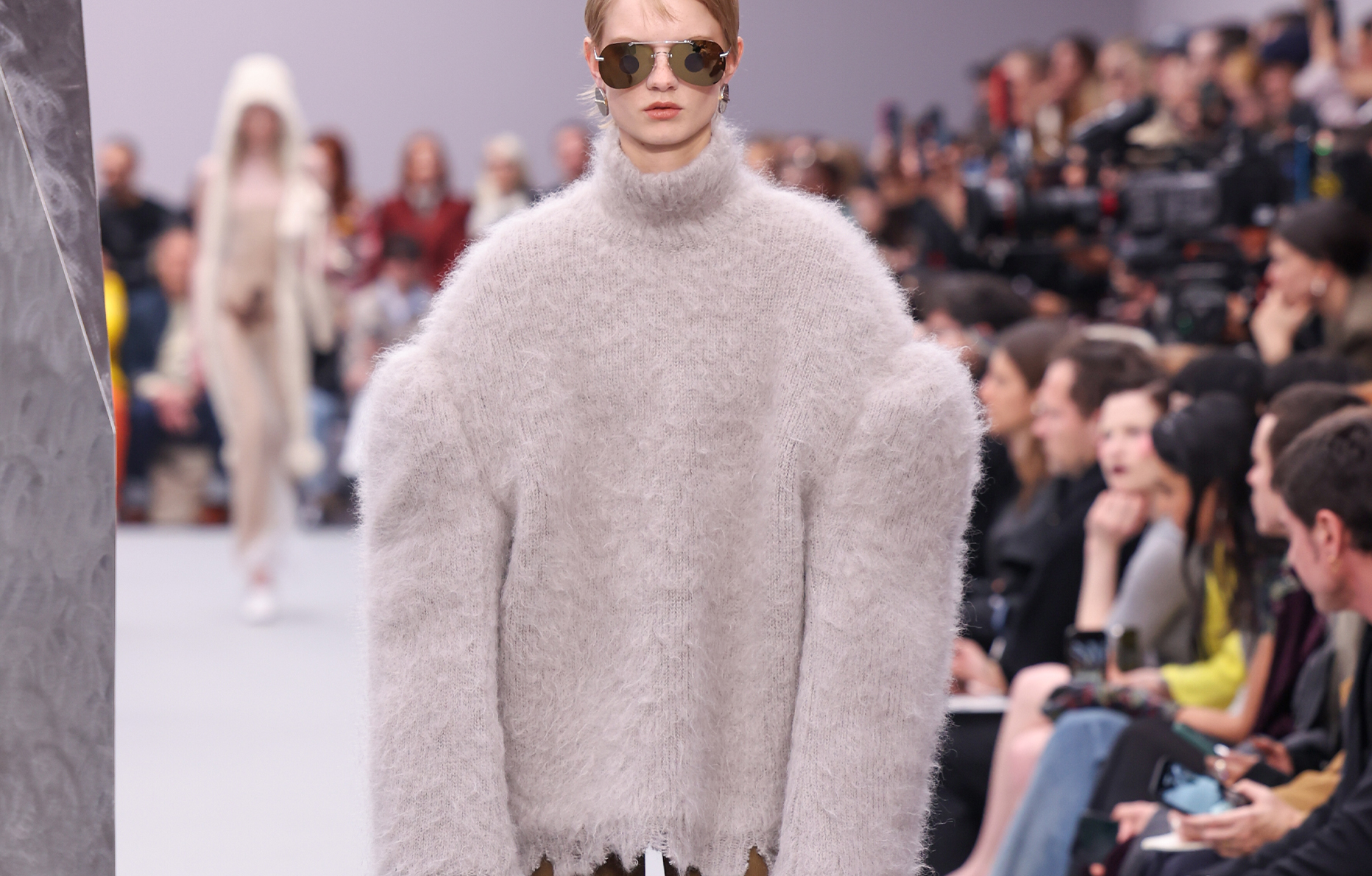défilé acne studios automne-hiver 2025-2026