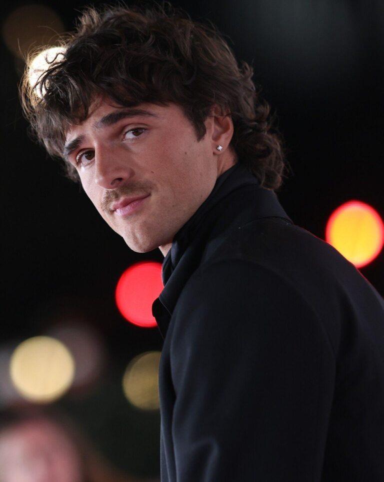 Jacob Elordi pour la promotion d'Hurlevent.