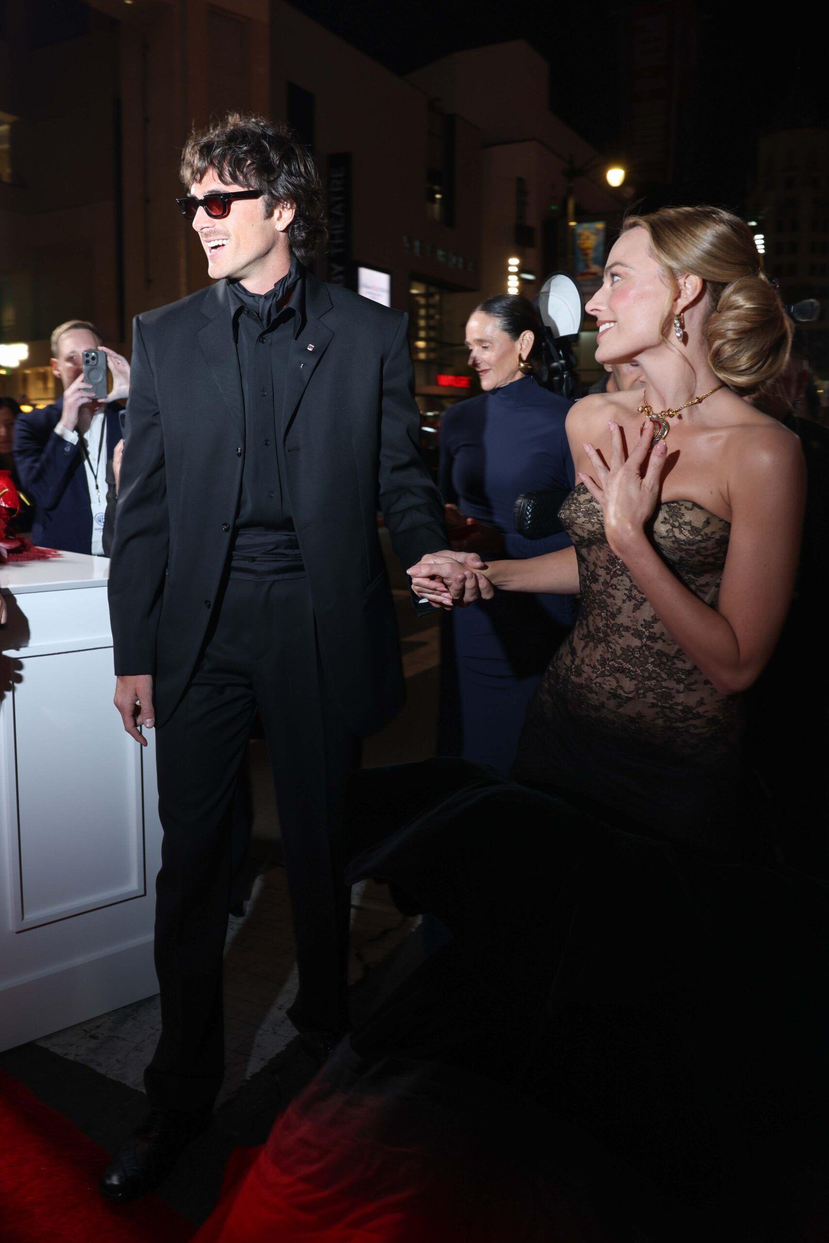 Jacob Elordi et Margot Robbie pour la promotion du film “Hurlevent" (2026) au TCL Chinese Theatre, à Hollywood, le 28 janvier 2026. © Jay L. Clendenin pour Warner Bros.