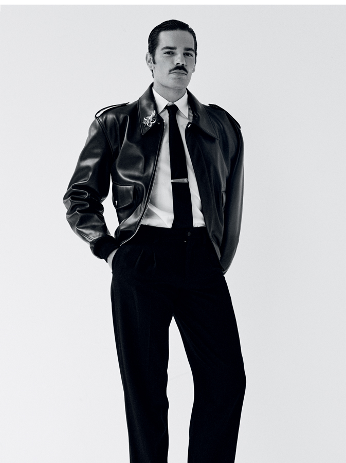 Portrait du chanteur de lucky love par mondino 