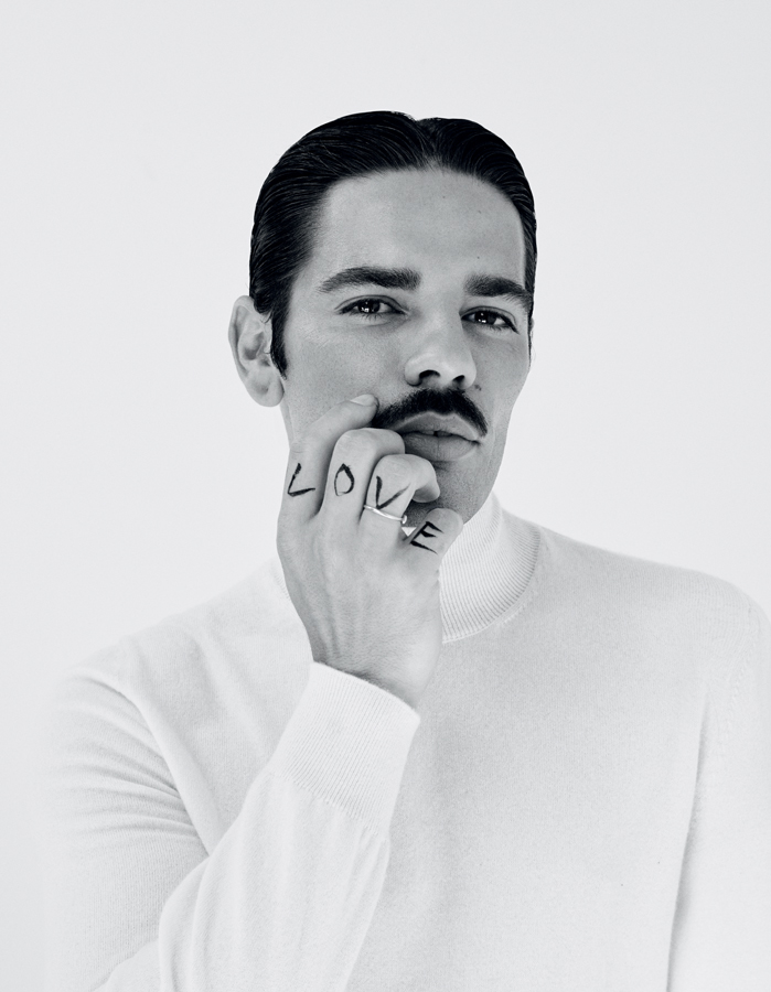 Portrait du chanteur de lucky love par mondino 