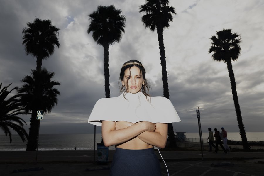 Rosalía pour l'album Lux (2025).