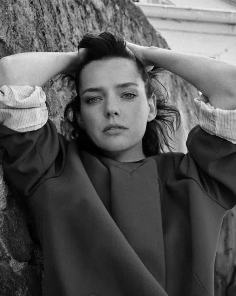 L'actrice Roxane Mesquida.