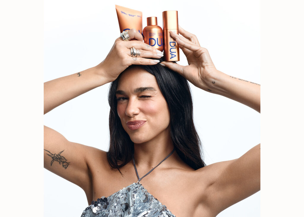 Dua Lipa lance Dua, une ligne de skincare avec Augustinus Bader