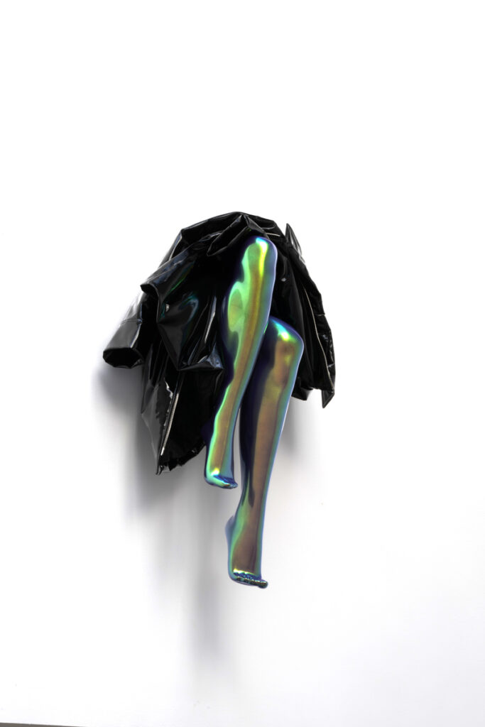 Sylvie Fleury. Vue de l'exposition “Thunderb” au Mrac Occitanie, Sérignan, 2025. Photo : Aurélien Mole.