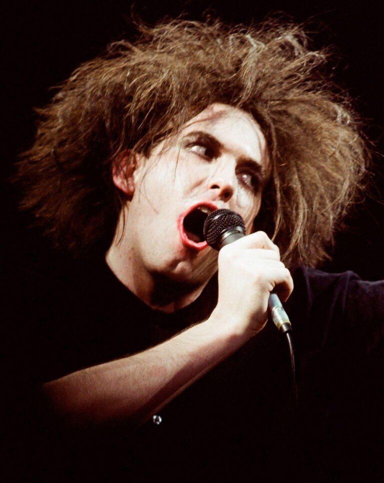 Annoncé à Rock en Seine 2026, le groupe The Cure a marqué l'histoire du rock