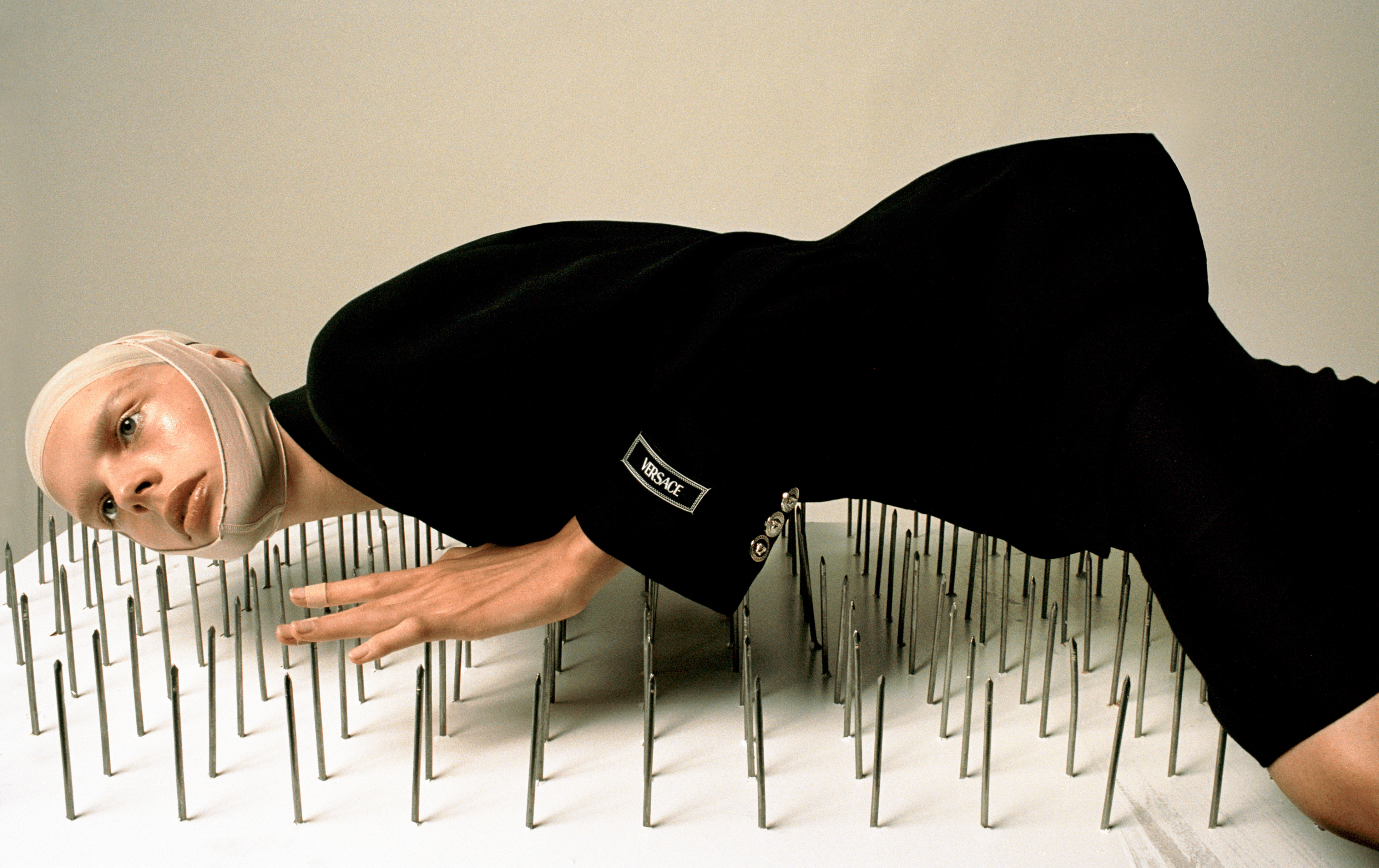 Burnout (2024) de Betsy Johnson et Hugo Compte.