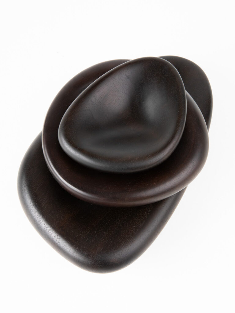 Vide-poches en bois, à partir de 250 €, The TwentyFour Six by Vincent Van Duysen