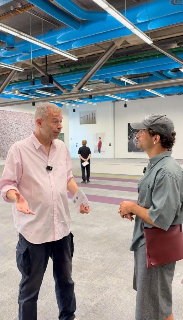 Le photographe et plasticien allemand Wolfgang Tillmans et Arthur Hadade, l'un des fondateurs de l'application Cur8.