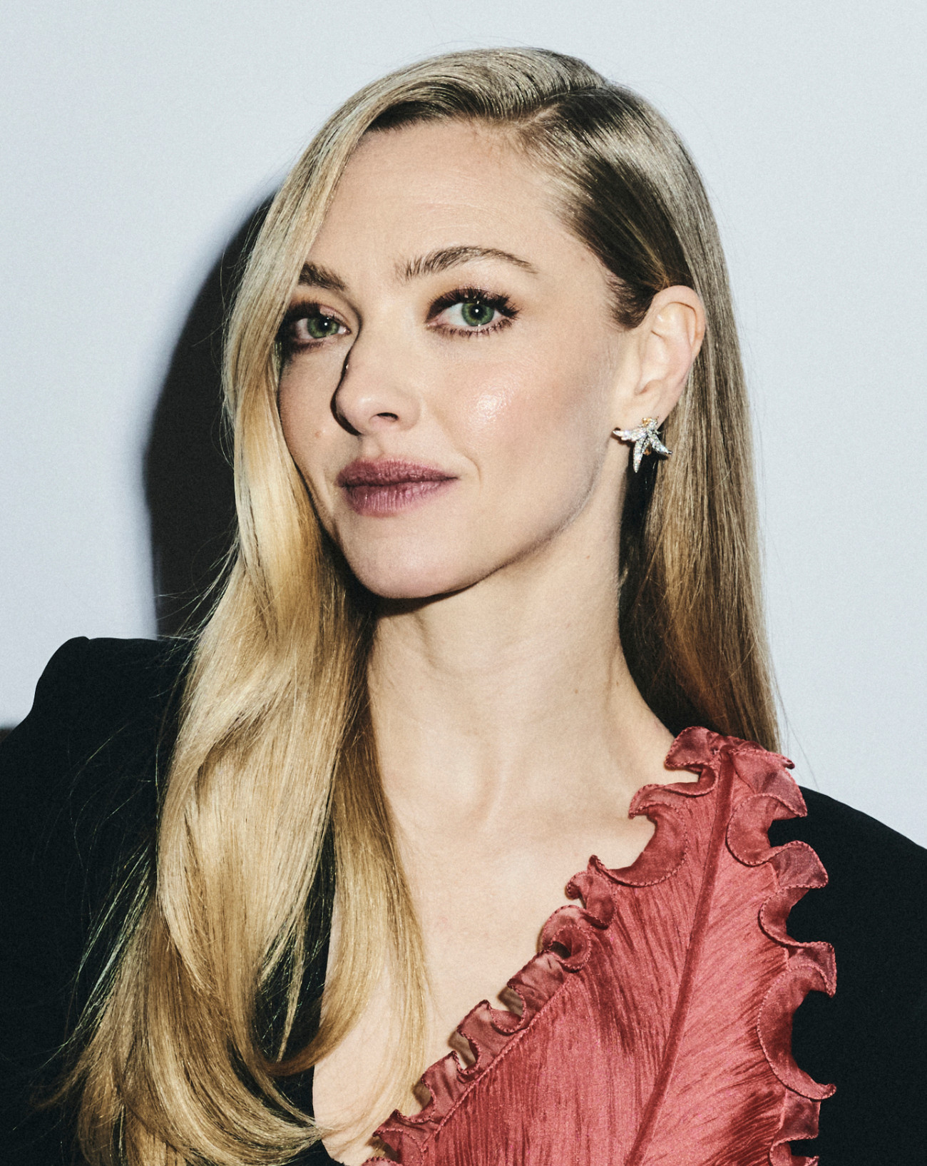 Amanda Seyfried posant pour IMDb aux Gotham Awards, le 1er décembre 2025, à New York. © Bryan Derballa/Getty Images pour IMDb.  