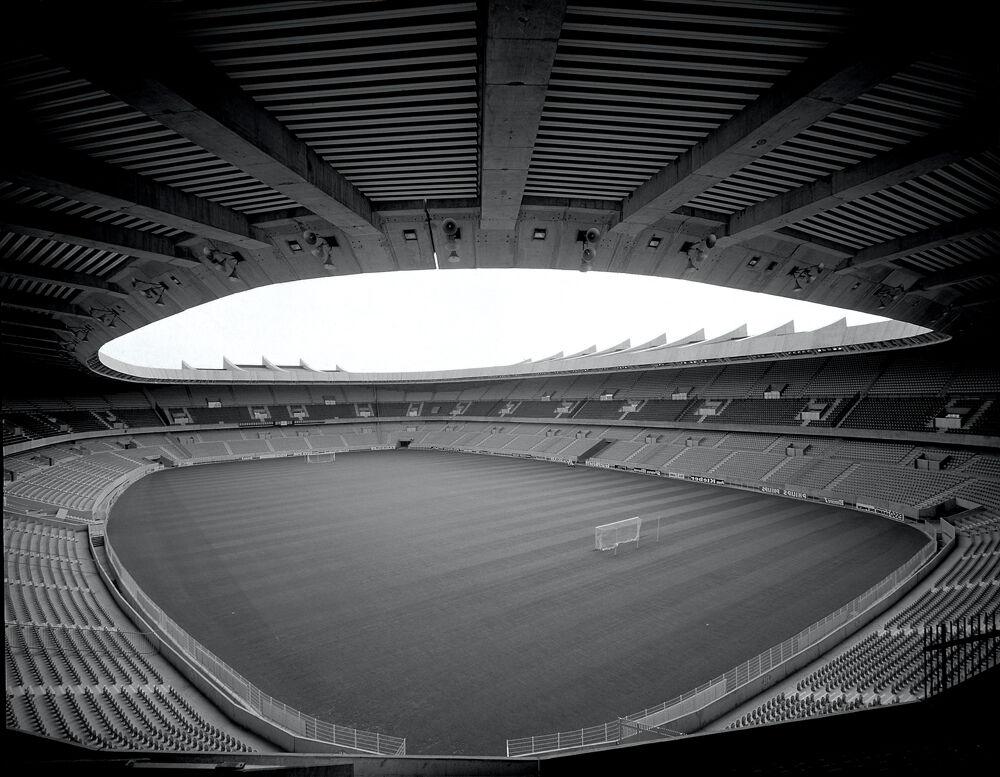 Le Parc des Princes par Roger Taillibert.