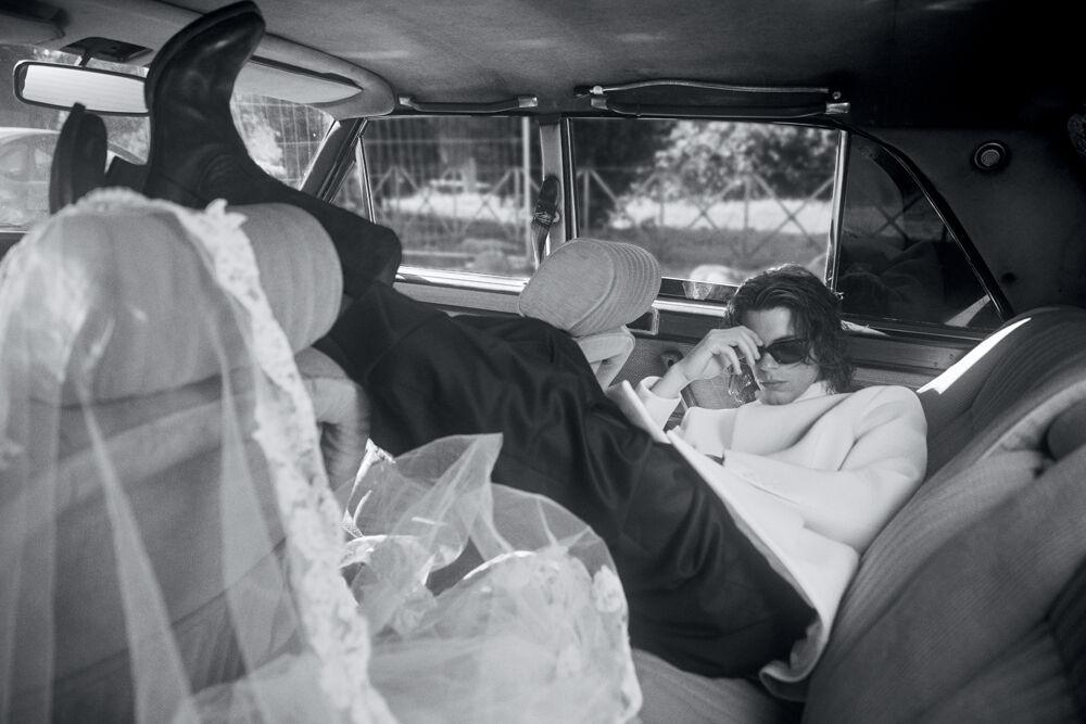 Portrait du chanteur Asphalt pour Numéro Homme par Laura Sciacovelli.