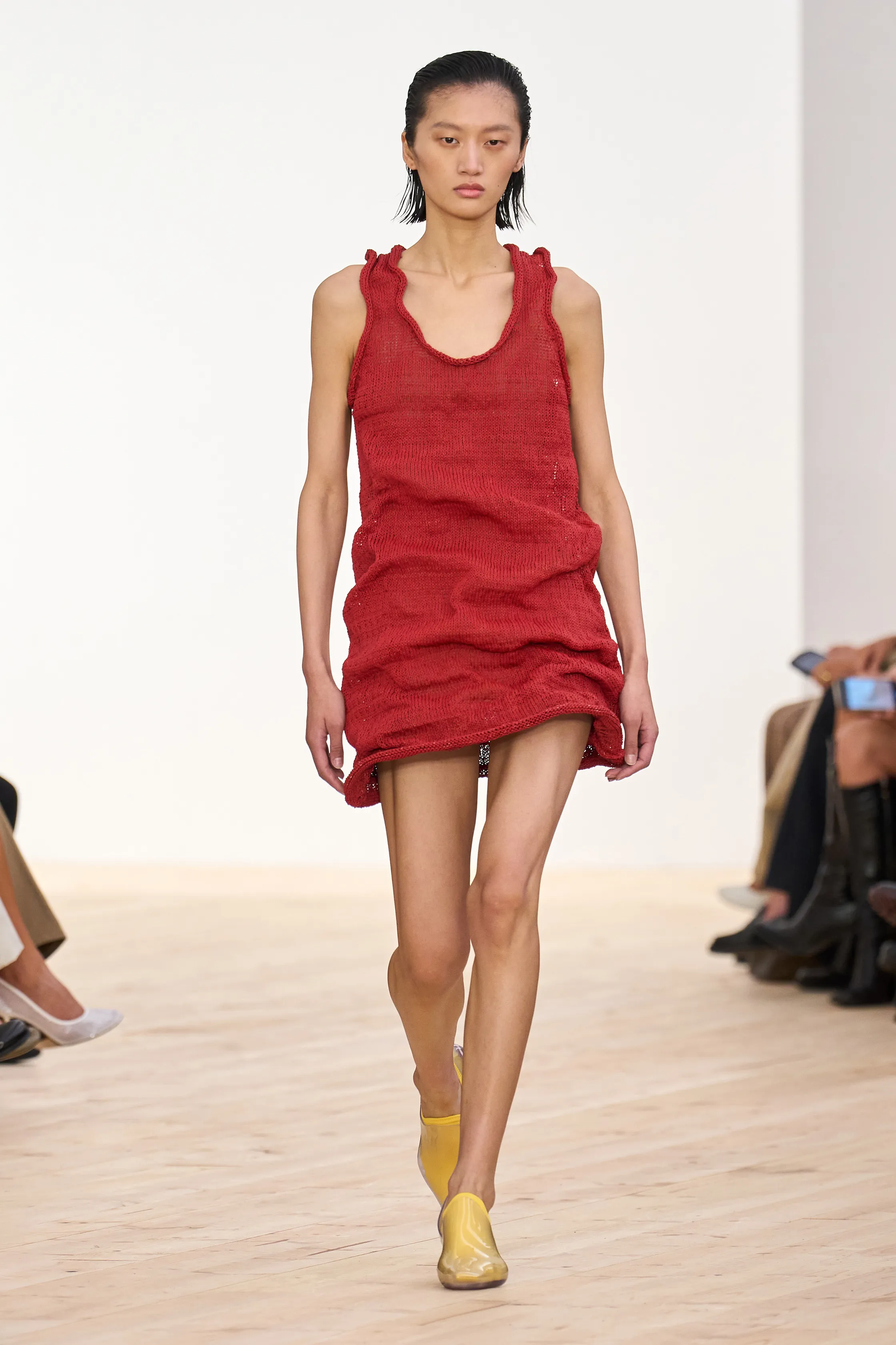 Inspiration trends Spring/Summer 2026: the mini dress at Loewe