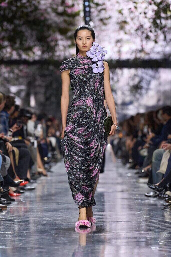 Premier défilé haute couture de Jonathan Anderson pour Dior printemps-été 2026.