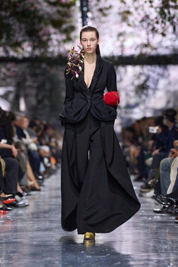 Premier défilé haute couture de Jonathan Anderson pour Dior printemps-été 2026.