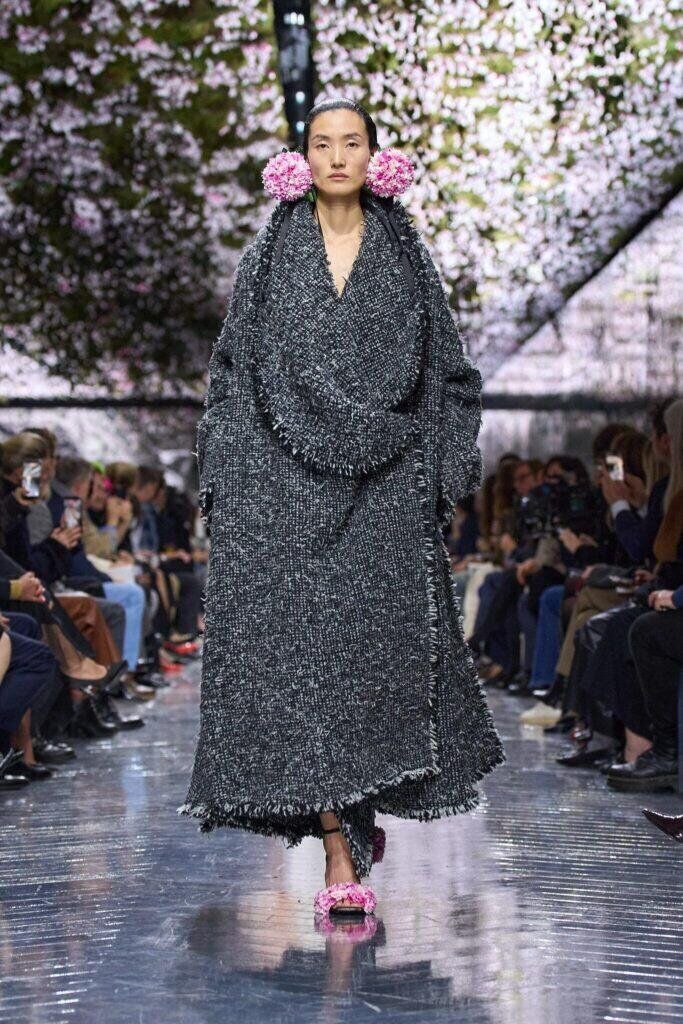Premier défilé haute couture de Jonathan Anderson pour Dior printemps-été 2026.