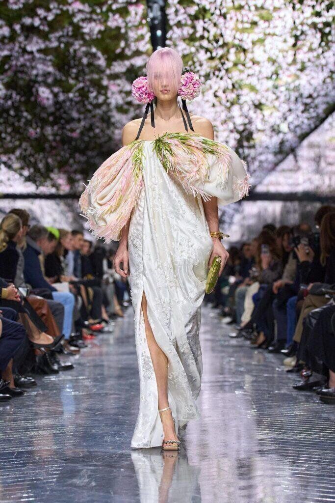 Premier défilé haute couture de Jonathan Anderson pour Dior printemps-été 2026.
