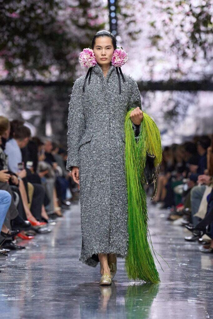 Premier défilé haute couture de Jonathan Anderson pour Dior printemps-été 2026.